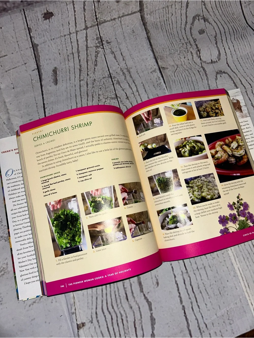 The Pioneer Woman Cook Book